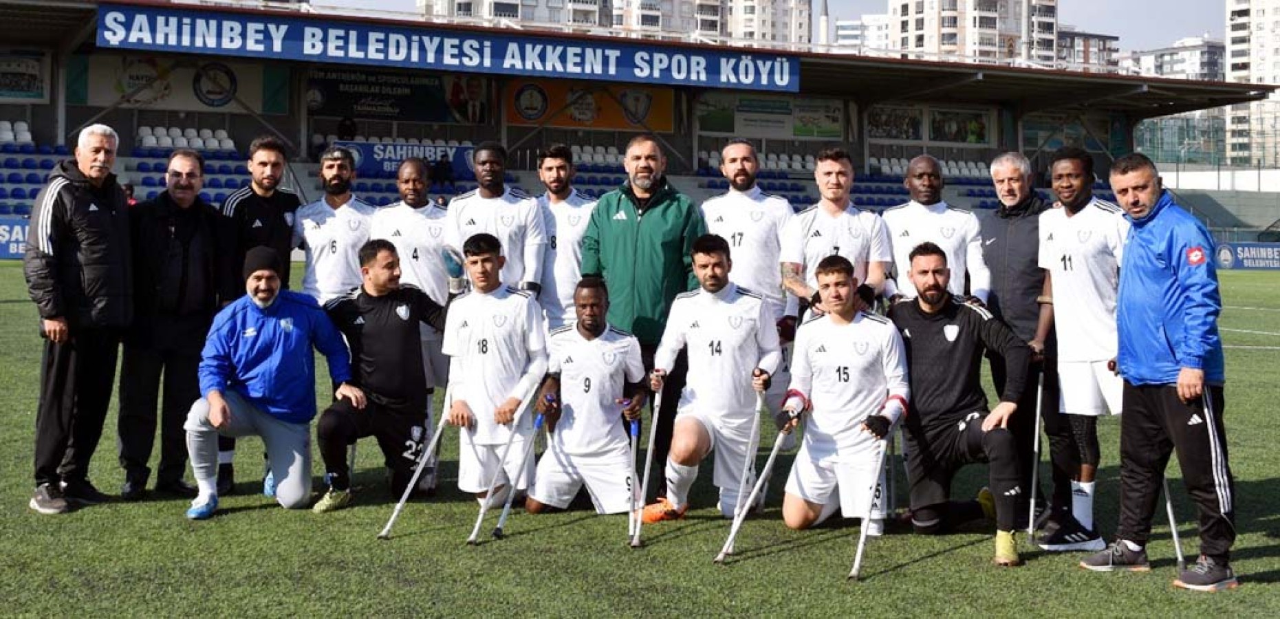 Ampute takımı yine galip