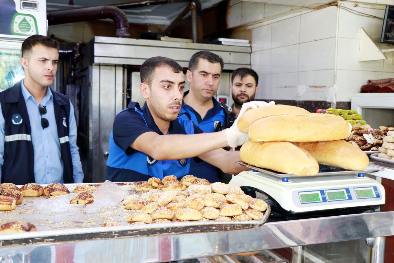 Zabıtadan fırınlara şok denetim