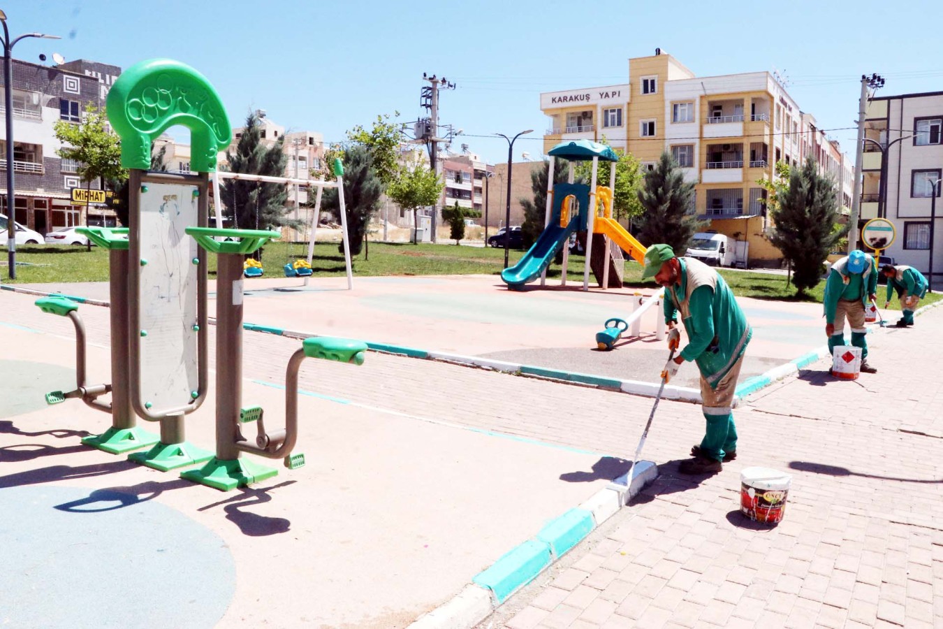 Parklar ve oyun grupları yenileniyor;