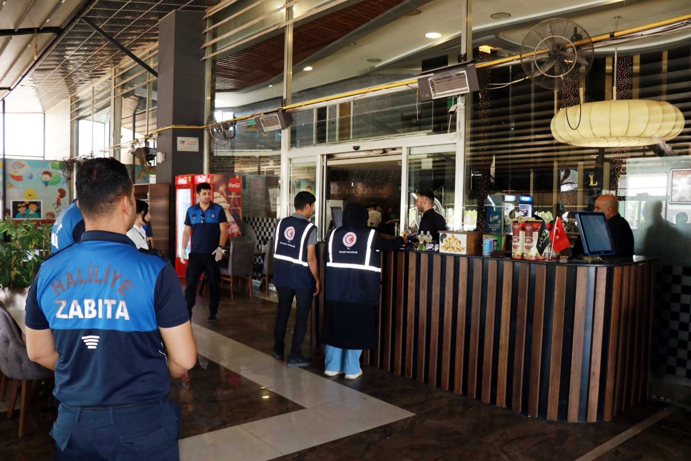 Market ve restoranlara sıkı denetim;