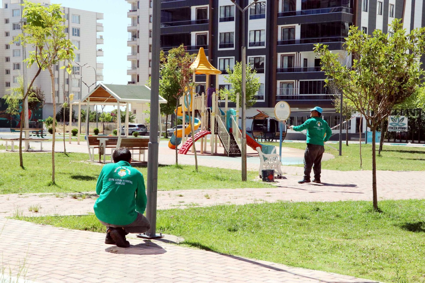 Seri üretim ile parklar yenileniyor