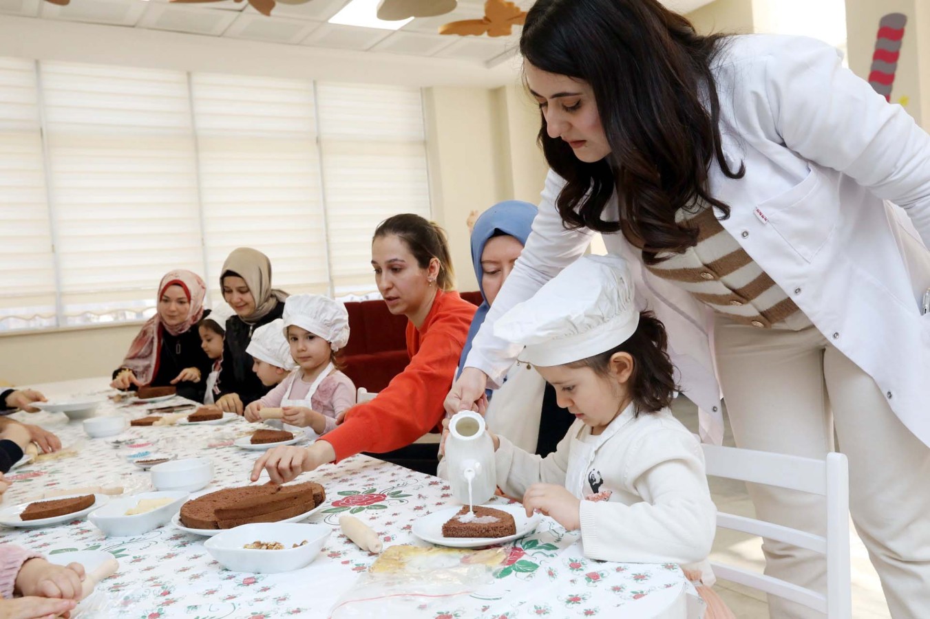 Doktorlar, ebeveynlere gaziantep bebek kütüphanesini reçete ediyor;