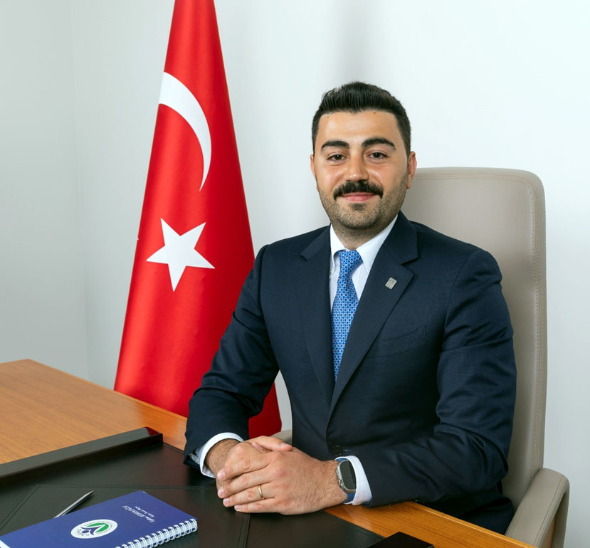 Yiğitcan Konukoğlu'ndan 25 Aralık mesajı;