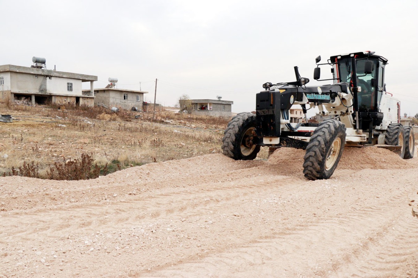 Kırsal mahallelere yeni yollar;